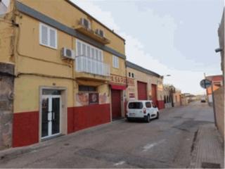 Edifici  Carrer olivera. Lote indivisible local y solar