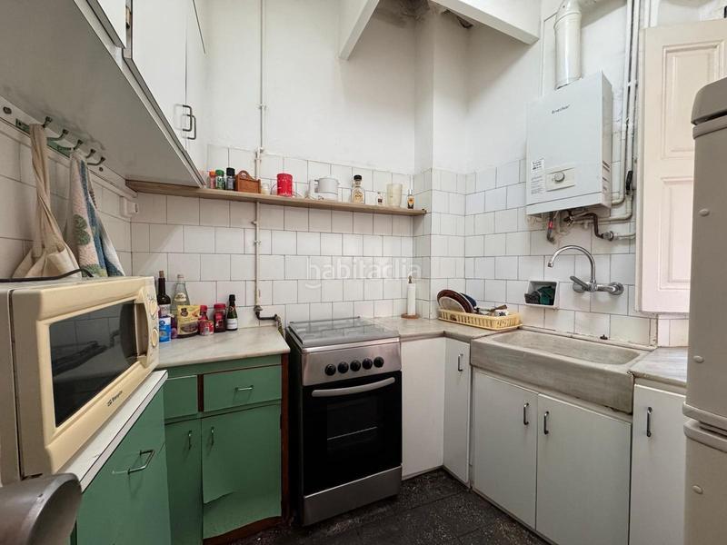 Foto 8e5ef3da-b9a9-4af7-b6ca-7be27d3182ca. Piccolo appartamento con riscaldamento in Gòtic Barcelona