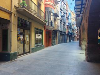 Edifici a Balaguer. Edificio en balaguer centre