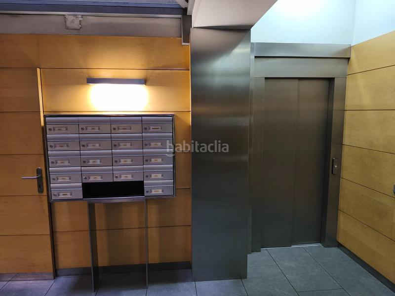Foto c61273d5-752d-41c4-9b6b-d08ff0c4f2f6. Piso apartamento con terraza en calle girona, dreta de leixample en Barcelona