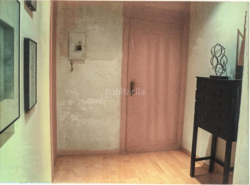 Foto de8afa8a-be0a-4143-a715-fe799bfbfb01. Piso apartamento con terraza en calle girona, dreta de leixample en Barcelona