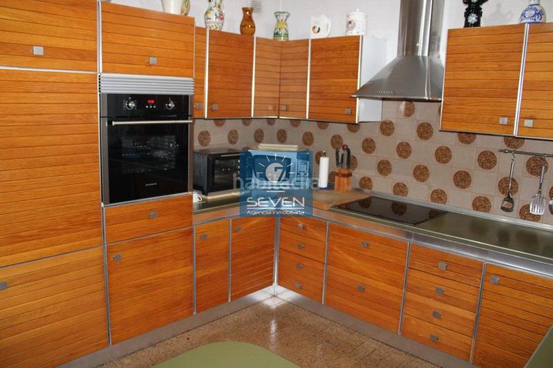 Foto 604bd323-ae7b-4794-a894-136640b35c08. Chalet en los pinos villa en venta en urb. los pinos, 6 dormitorios. en Almuñécar