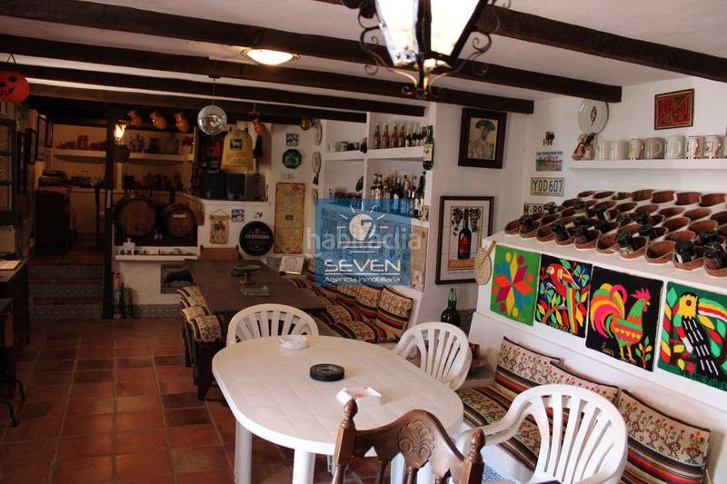 Foto efb3aeda-0321-4441-8369-46c5324a259b. Chalet en los pinos villa en venta en urb. los pinos, 6 dormitorios. en Almuñécar
