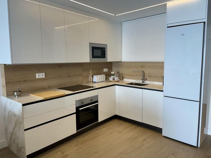 Foto 1197c035-38f5-4c11-82b4-8f19de5c2136. Alquiler apartamento  en alquiler en san cristóbal, 3 dormitorios. en Almuñécar