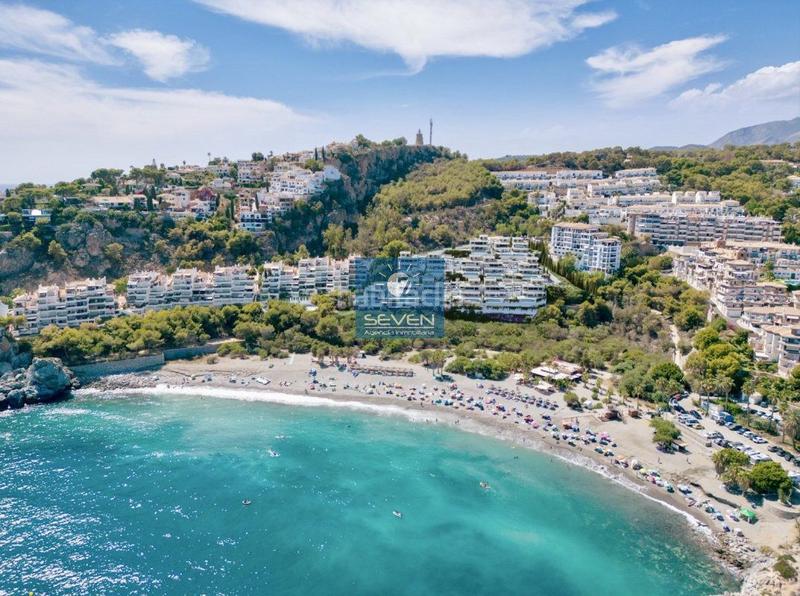 Foto d7dafe74-953f-4e88-b0ff-3e2e4331b398. Chalet villa en venta en marina del este, 3 dormitorios. en Almuñécar