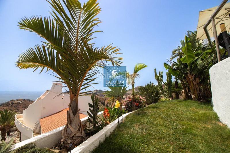 Foto 42c6434c-c904-4df6-81c4-e63addf818d6. Chalet villa en venta en urbanizaciones, 5 dormitorios. en Almuñécar