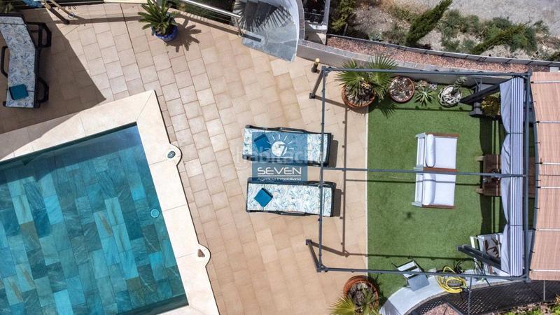 Foto 46fcde2b-068b-4bd8-8075-8dc359a1330e. Chalet villa en venta en urbanizaciones, 5 dormitorios. en Almuñécar