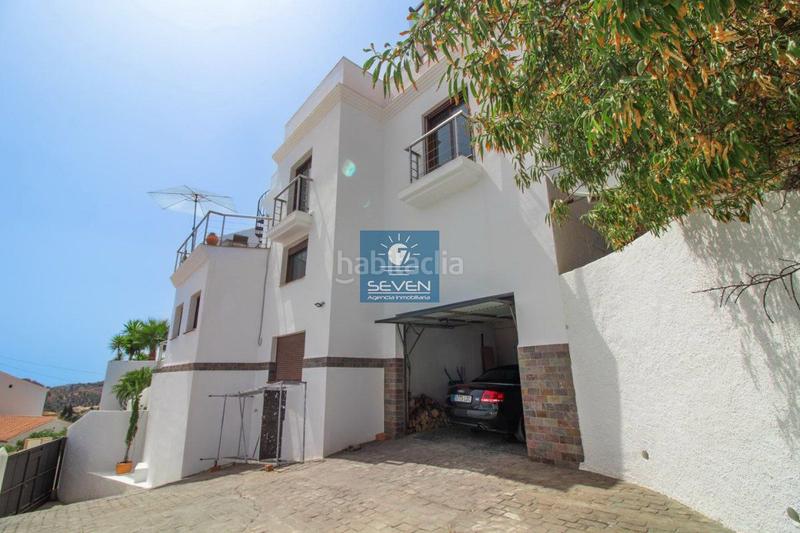 Foto 4f43640d-e84e-4fea-8ba6-db136167fc75. Chalet villa en venta en urbanizaciones, 5 dormitorios. en Almuñécar
