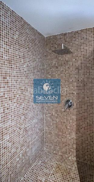 Foto e27d61de-361f-46fe-9091-26f01a93c18a. Chalet villa en venta en urbanizaciones, 5 dormitorios. en Almuñécar
