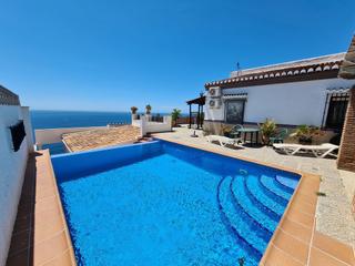 Miete Chalet in Velilla - Velilla Taramay. Chalet en alquiler en urb. los pinos, 4 dormitorios.