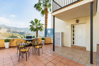 Chalet en Citalsol. Pareado en venta en urb. fuentes de almuñécar, 4 dormitorios.