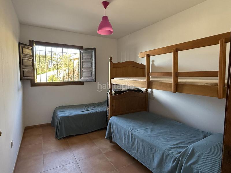 Foto 535e49f5-242a-4935-8e49-19723895cee2. Masia amb aparcament piscina a Otívar