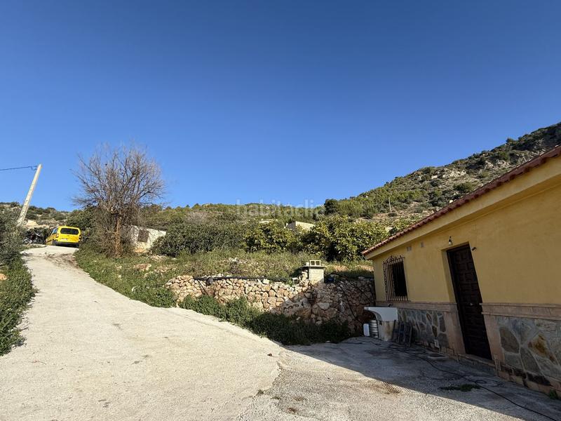 Foto 6c7284fc-1ba8-4f72-9123-99c09110ef27. Masia amb aparcament piscina a Otívar