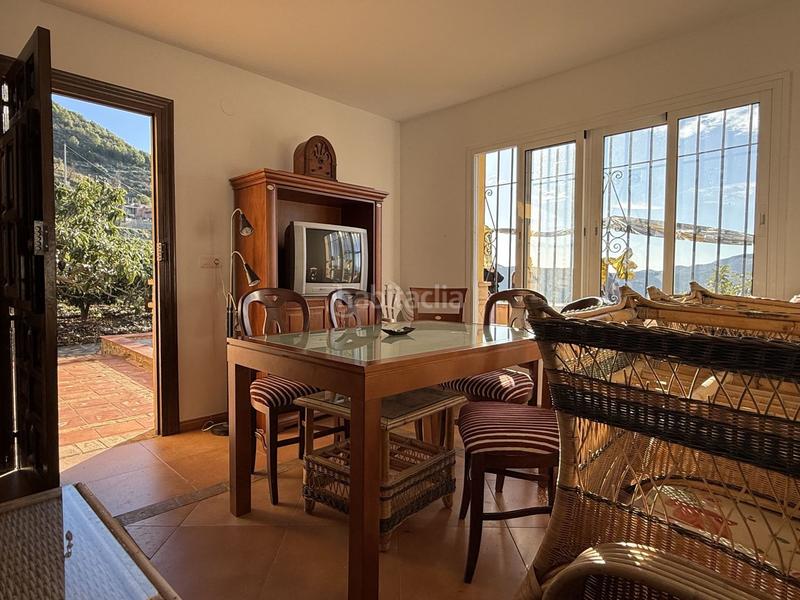 Foto 7e78bfd4-da7d-4ed3-8386-84ddd04e38a2. Masia amb aparcament piscina a Otívar