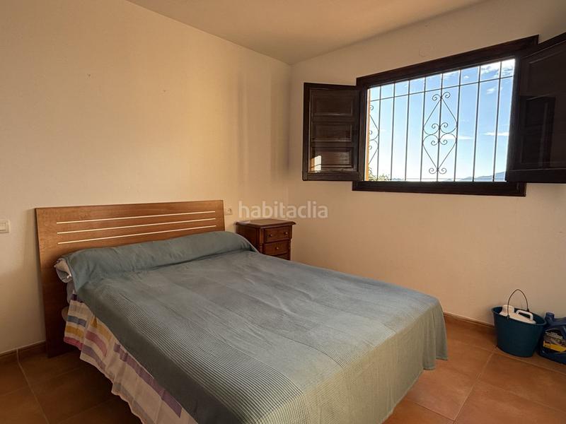 Foto a78acdc6-0484-4e93-86fb-9d844b6a6ef8. Masia amb aparcament piscina a Otívar