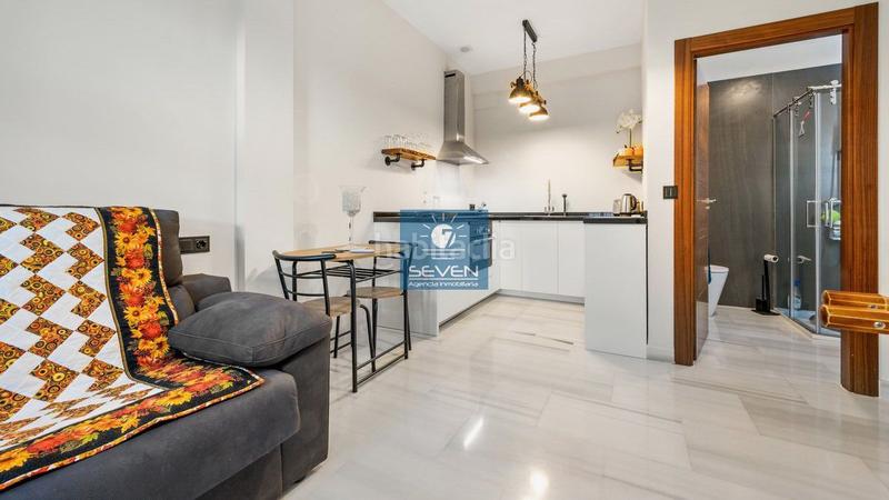 Foto 0ce40bed-f087-4208-bfd1-a76c2914a0c0. Casa  pueblo en venta en centro, 3 dormitorios. en Otívar