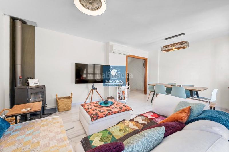 Foto bd5b6994-f5b4-47a5-8084-7284b168f55c. Casa  pueblo en venta en centro, 3 dormitorios. en Otívar