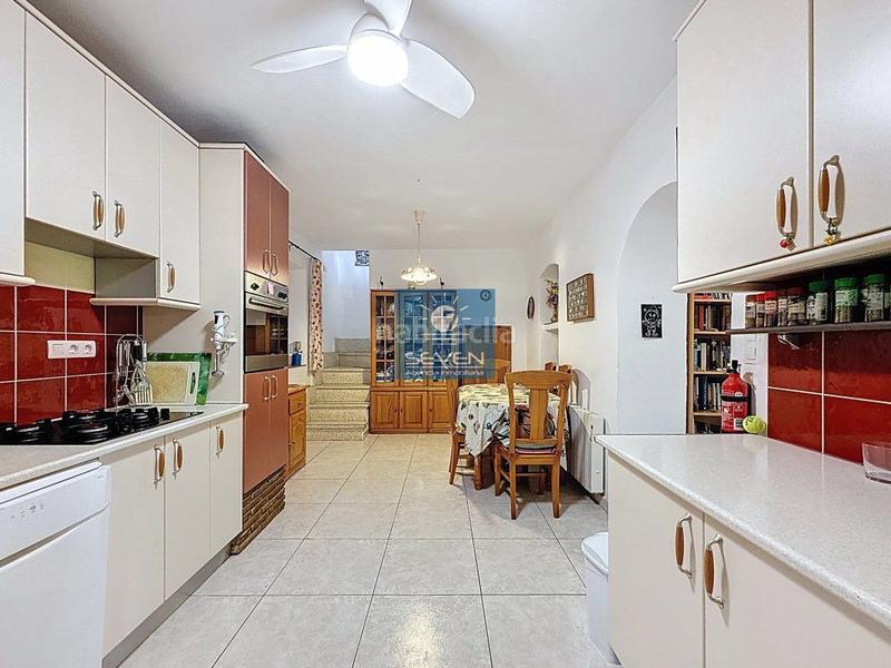 Foto 84a277a2-3faa-49f7-96a8-d7b080d5576b. Bauernhof mit parking in Torrecuevas - Lomas del Gato Almuñécar