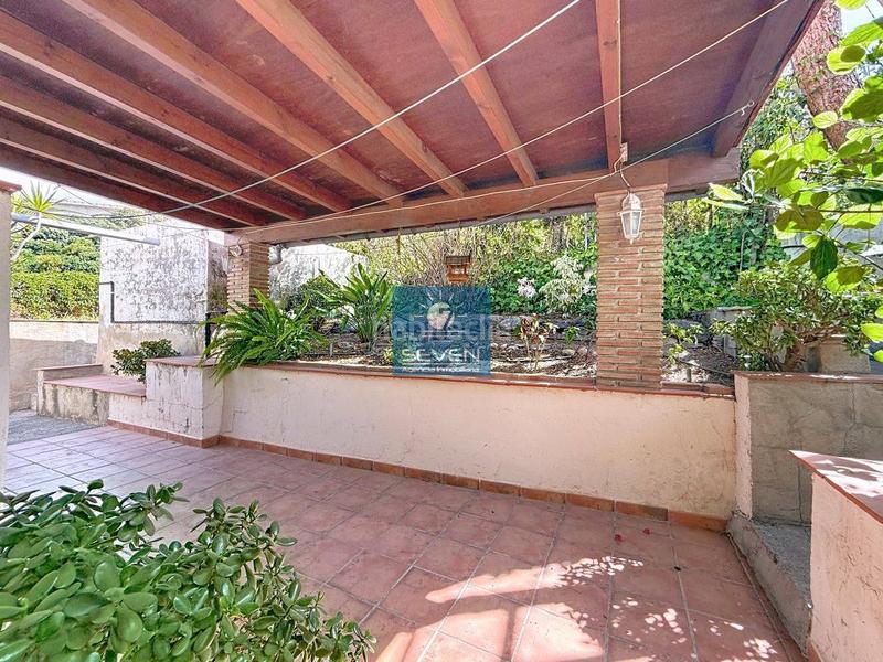 Foto b0edbe3e-2dd8-43d9-8f09-730ee31d45fc. Bauernhof mit parking in Torrecuevas - Lomas del Gato Almuñécar