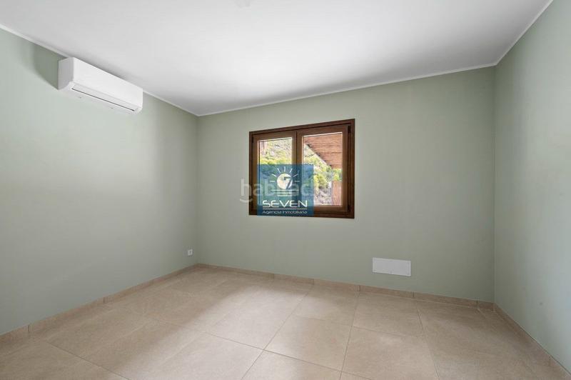 Foto 84b9caf1-8e0f-4290-8456-031318f6b0be. Chalet en pago de cerrajon molvizar villa en venta en polígonos, 3 dormitorios. en Molvízar