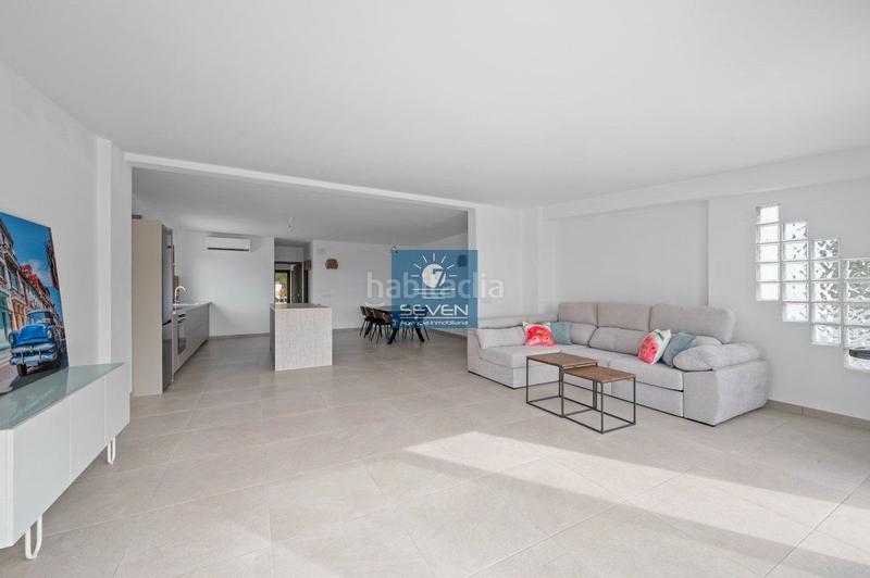 Foto e63aff48-9d54-4ad5-85e0-f73419851641. Chalet en pago de cerrajon molvizar villa en venta en polígonos, 3 dormitorios. en Molvízar