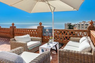 Chalet in Nevada. Villa en venta en velilla, 5 dormitorios.
