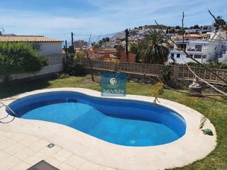 Chalet à Los almendros. Chalet en venta en san cristóbal, 3 dormitorios.