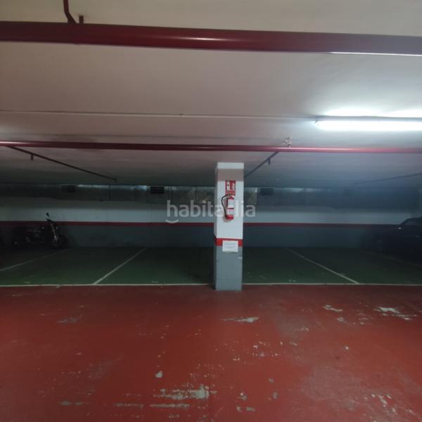 Foto ab037f9b-1ad3-4554-8895-ed3a79862e4c. Lloguer aparcament cotxe a Pedralbes Barcelona