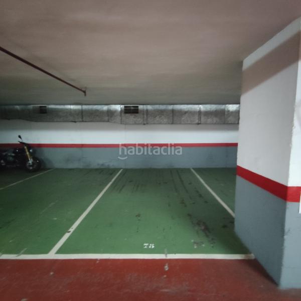 Foto f5f94e00-0241-4ef5-a9af-8850d972ffbe. Rent car parking in Pedralbes Barcelona