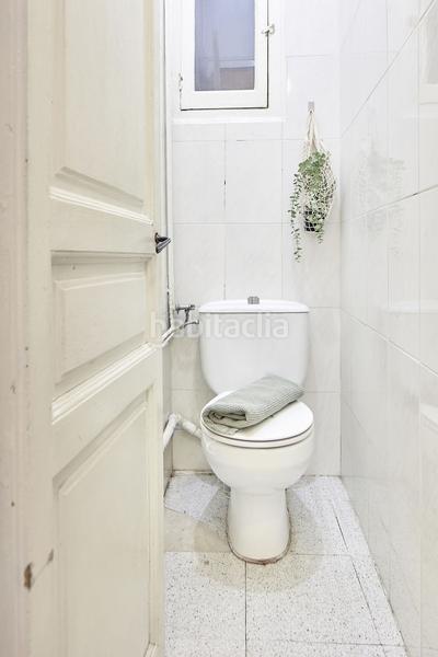 Foto fb8df361-9217-4497-9a0e-6988b1edd79c. Flat with heating in La Nova Esquerra de l´Eixample Barcelona