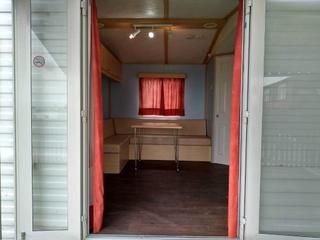 Appartement à Camí de la pomereda 0. Bungalow reformado junto al mar – camping cel mar, malgrat de ma