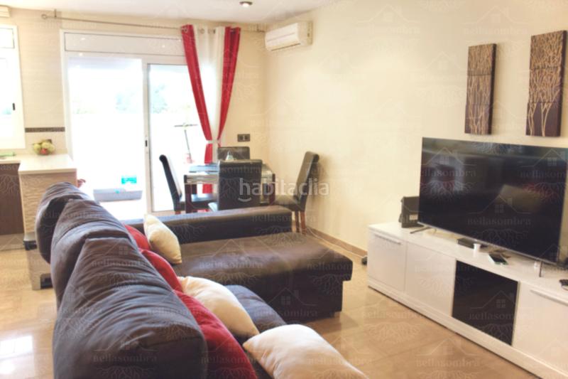 Foto 57fa2a4b-1f81-4306-856f-6ccf8178132c. Appartement avec piscine dans Malgrat de Mar