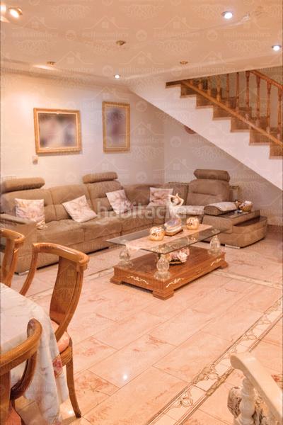 Foto 5e8832e4-1ebf-444c-80b9-edaecd27e153. Chalet with fireplace heating parking in Tordera Tordera