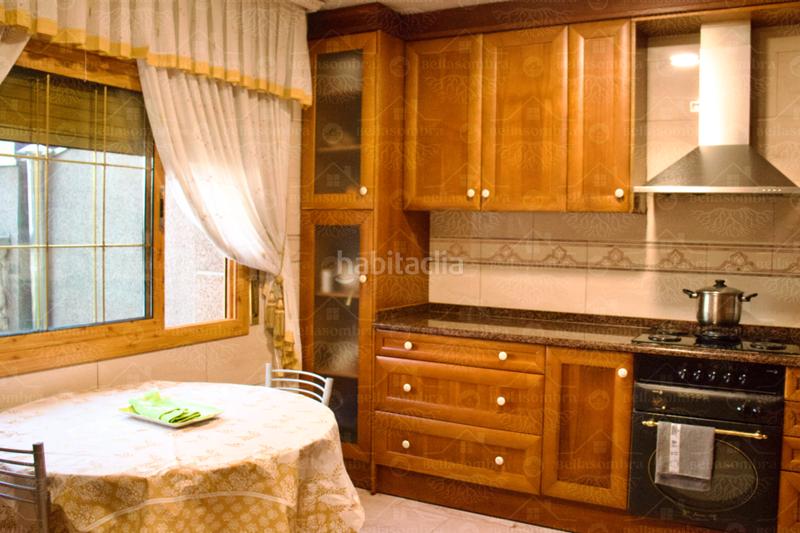 Foto 79ff794d-483b-447c-afc3-39b968d602d3. Chalet with fireplace heating parking in Tordera Tordera
