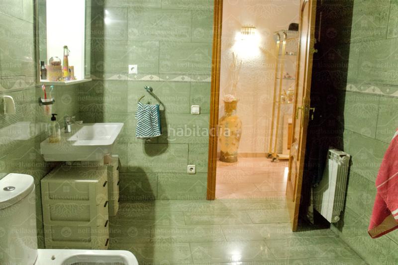 Foto f2a30530-44e2-4104-a9db-c3a637453a5c. Chalet with fireplace heating parking in Tordera Tordera