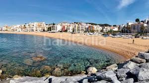 Foto ca5e9f0d-0bb0-4a4f-a4cc-0804cd0d9182. Local comercial amb calefacció a Malgrat de Mar