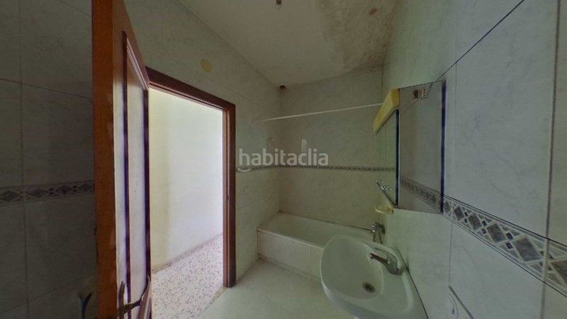 Foto 3195bbf9-4f63-46bd-83d0-684d4a4b7ced. Pis a Sant Crist Badalona