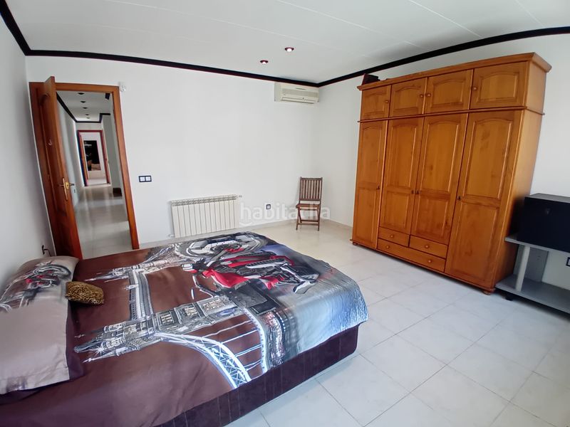 Foto 0f738dbb-9493-4de2-a543-aa4b937357b2. Casa amb xemeneia calefacció aparcament a Calella