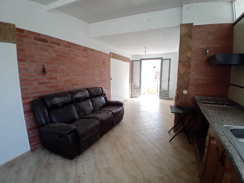 Foto 215587aa-6dc7-41ed-84f2-40e5bc1bd403. Casa amb xemeneia calefacció aparcament a Calella