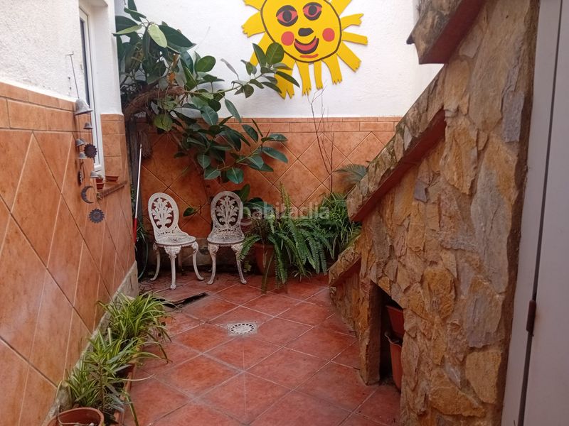 Foto 550d7e9a-944b-41a4-8531-495ed04e279e. Casa amb xemeneia calefacció aparcament a Calella