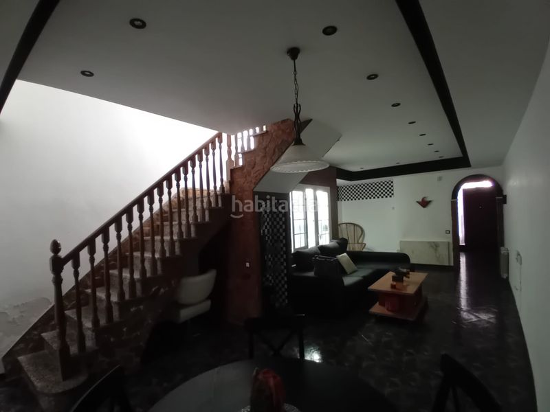 Foto 79393ecc-f64d-46a5-963f-7c40b0a8bbd5. Casa amb xemeneia calefacció aparcament a Calella