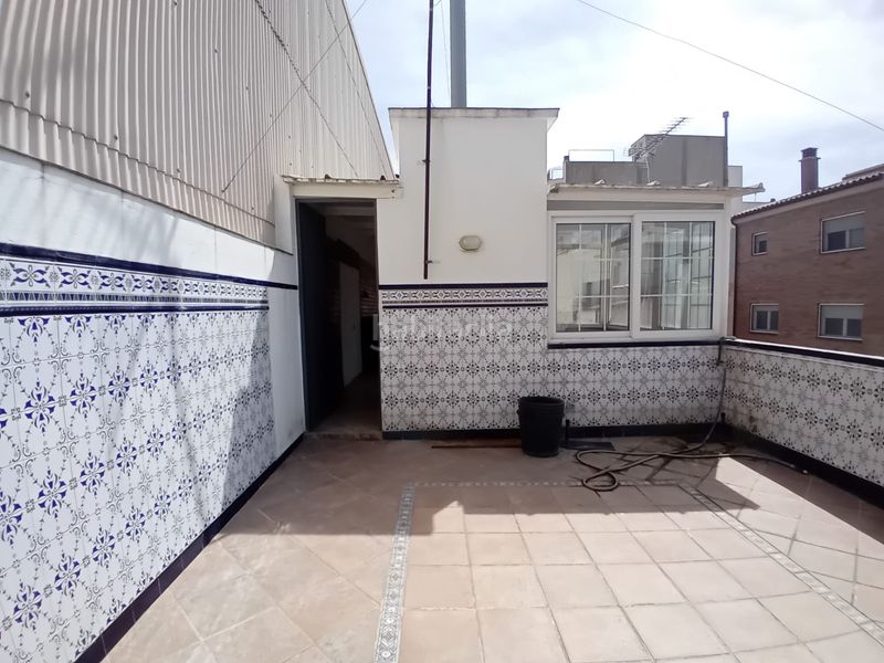 Foto 7b8e7893-e392-44a4-bcd3-8e3bb2ed1085. Casa amb xemeneia calefacció aparcament a Calella