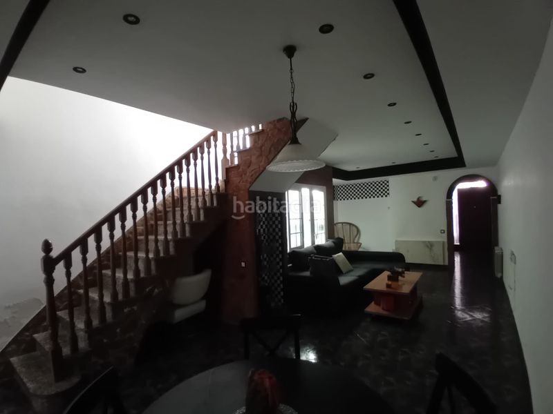 Foto d8941492-02b7-4cca-b155-5367cd8f110b. Casa amb xemeneia calefacció aparcament a Calella