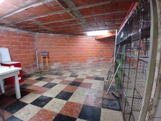 Geschäftsraum in Poblenou. Amplio sótano de 100 m² con gran potencial de inversión