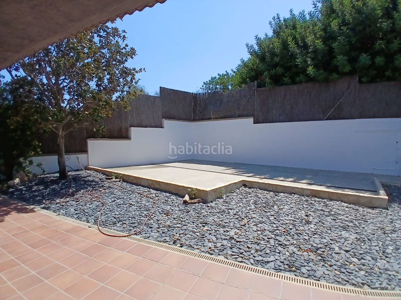 Foto d0984e65-7a28-42a1-a1fa-735e8f67c996. Reihenhaus mit kamin heizung parking pool in Calella