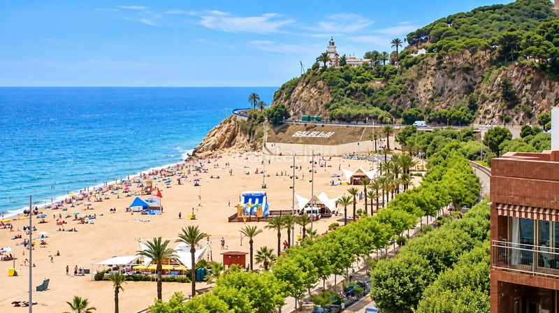 Foto afdef78c-e588-4fd8-8a52-d0dc1fdf6d37. Edificio  hotelero de 7.022 m² frente al mar – en Calella