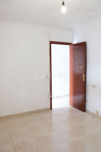 Foto db62e884-7907-4845-bd06-366c4e559a29. Casa amb xemeneia a Palafolls