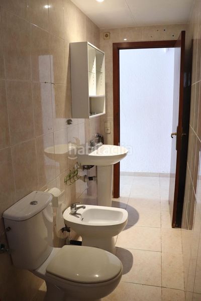 Foto f0e2ad9f-58a5-49b6-84a0-13a14460b796. Casa amb xemeneia a Palafolls