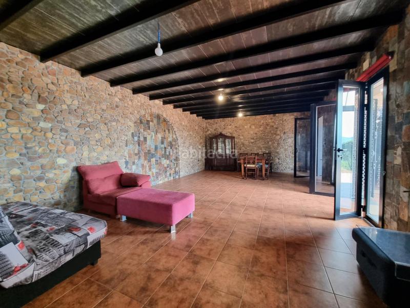 Foto 109ff39a-9447-49cb-b254-239a73b6b4f9. Casa amb calefacció aparcament piscina a Flores de Sil - La Placa Ponferrada