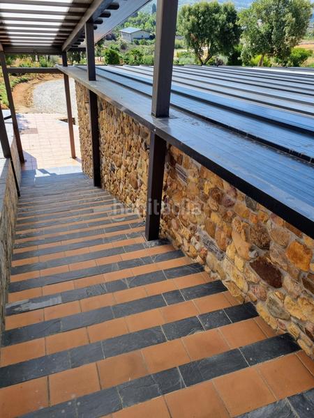 Foto 1a46e8ab-52f5-42d8-99fa-4f2564217823. Casa amb calefacció aparcament piscina a Flores de Sil - La Placa Ponferrada